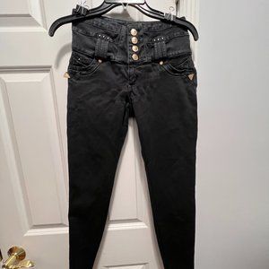 Pitbull butt lifting black  size 6 Columbian jeans skinny